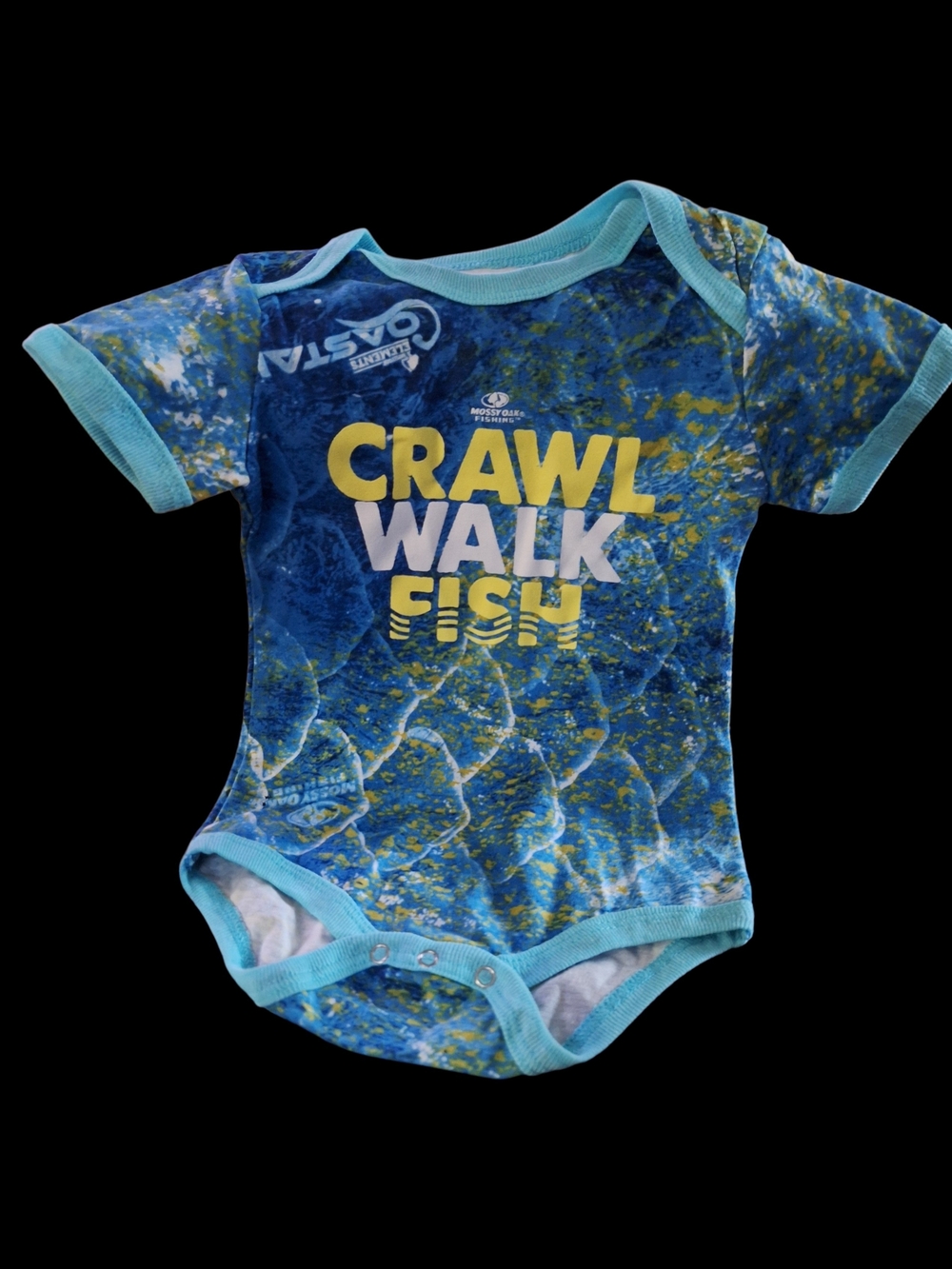Mossy Oak Blue and Yellow 'Crawl Walk Fish' Baby One-Piece Bodysuit